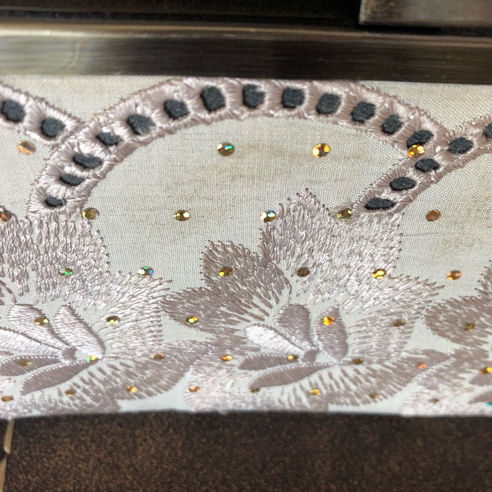 STEVE MADDEN // nude + gold // clutch/evening bag sparkly // formal + fashion - Picture 3 of 8